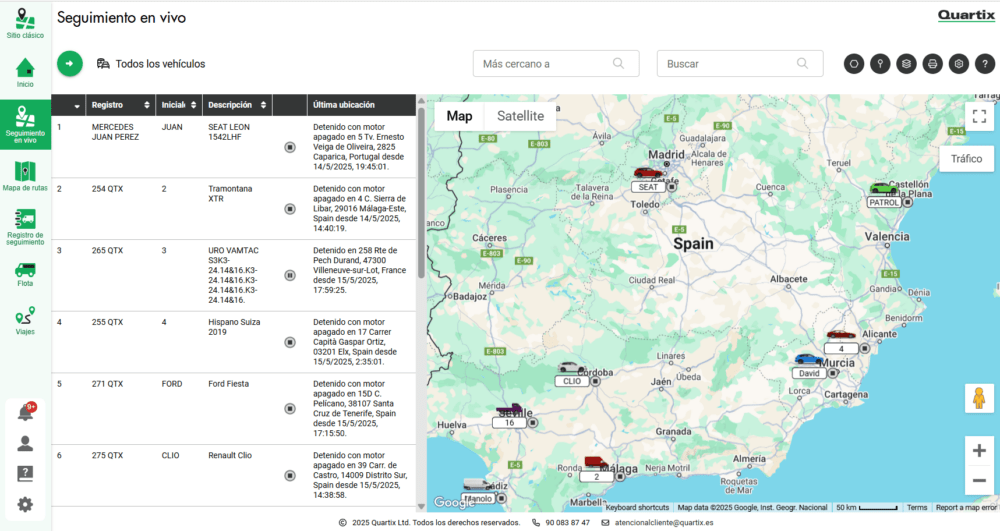 Screenshot of a vehicle tracking dashboard showing a list of vehicles and their statuses on the left, and a map of Spain with vehicle locations marked on the right.
