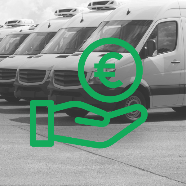 Row of white delivery vans in a parking lot with a green euro symbol and hand icon overlay, suggesting a financial or leasing concept, such as Senkung Fuhrparkkosten durch Förderprogramme.