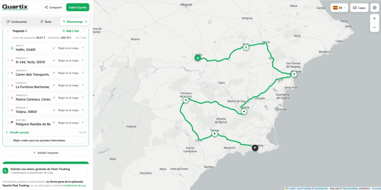 Map interface showing a vehicle route with multiple stops, highlighted in green, plus trip details—ideal for empresas con flotas using herramientas gratuitas online.